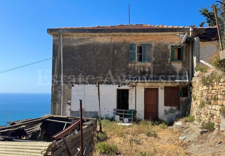 Landejendom i Ospedaletti, Imperia, Ospedaletti - € 330.000 | Ref: EM1312 - foto 1